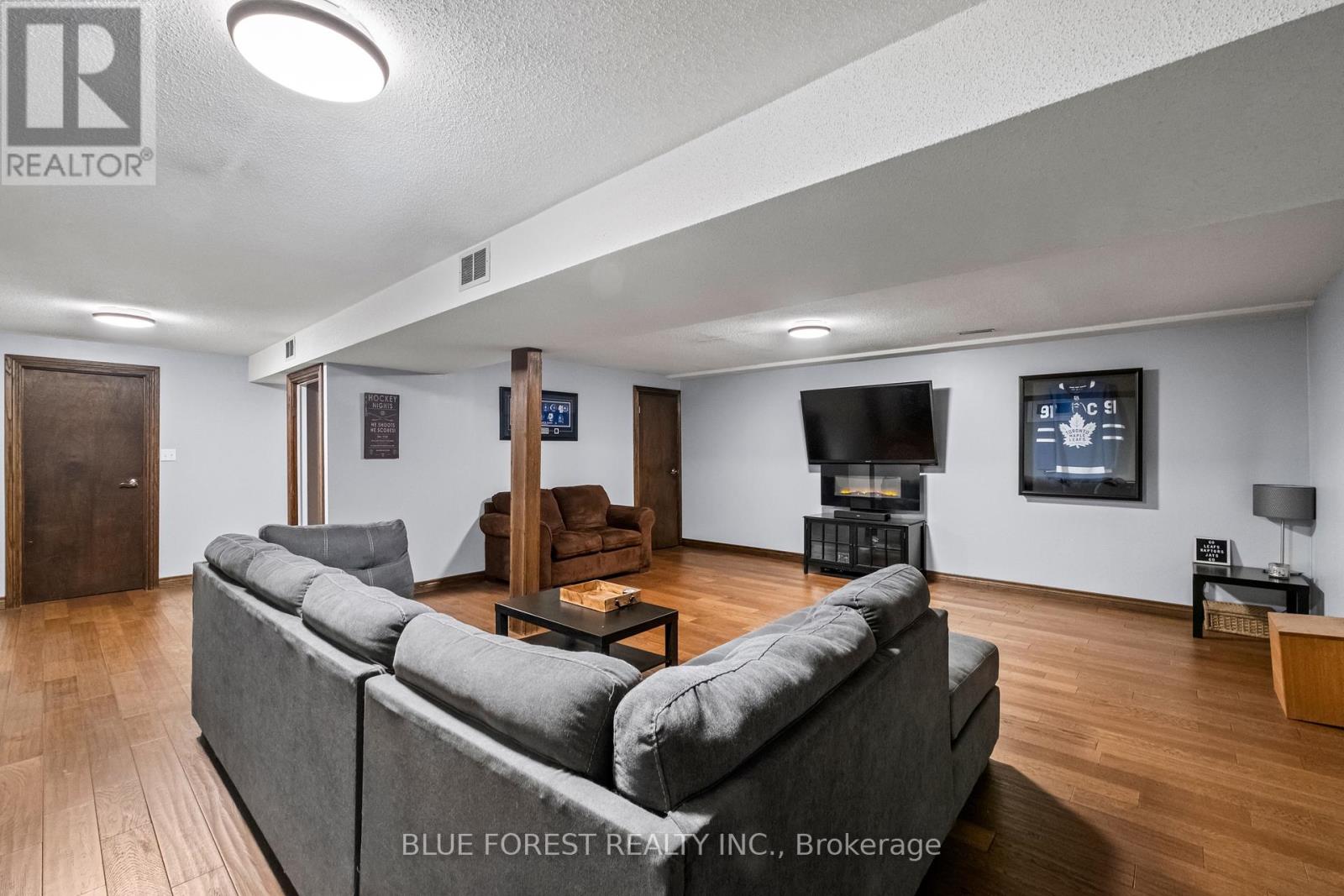 98 Saddy Avenue, London East, Ontario  N5V 4E4 - Photo 21 - X12095941