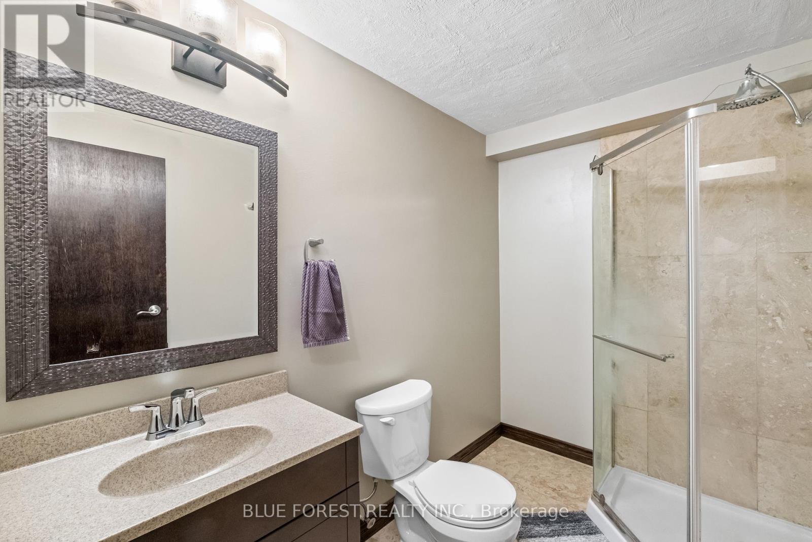 98 Saddy Avenue, London East, Ontario  N5V 4E4 - Photo 23 - X12095941