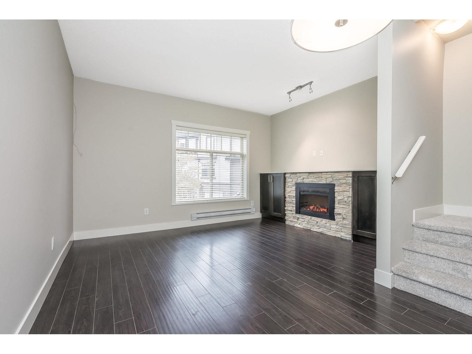 Property at 10 2950 LEFEUVRE ROAD image 4