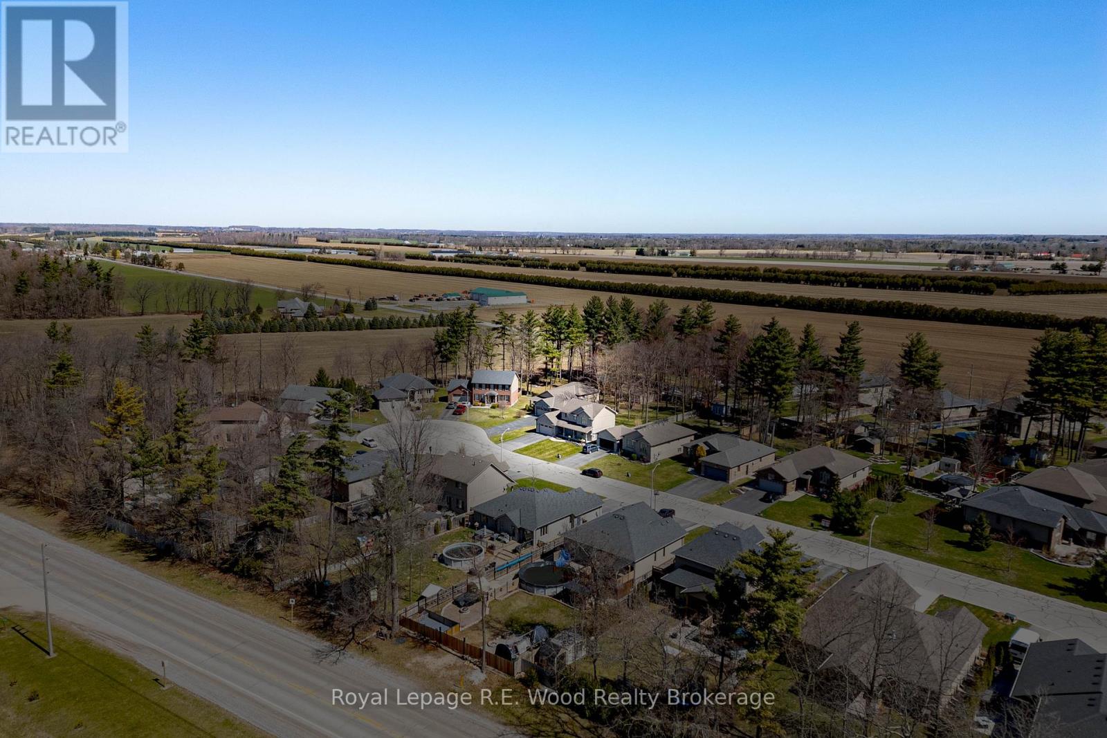 56 Wintergreen Crescent, Norfolk, Ontario  N4B 2W5 - Photo 24 - X12095836