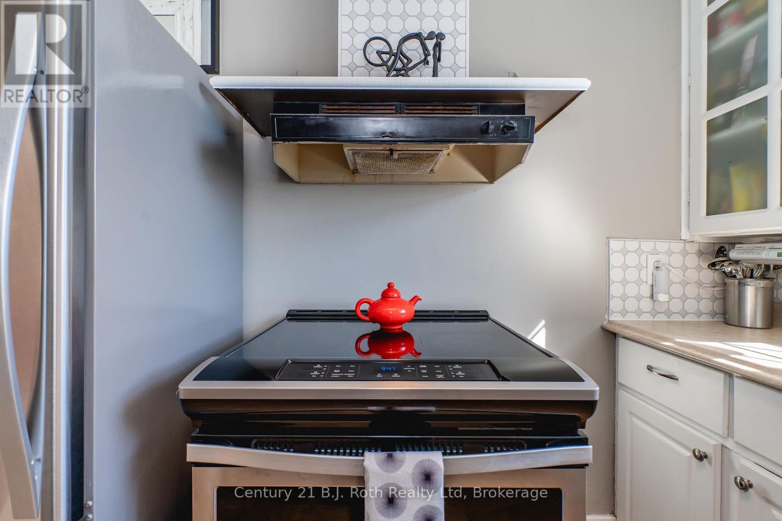 330 Hugel Avenue, Midland, Ontario  L4R 1T7 - Photo 22 - S12095909