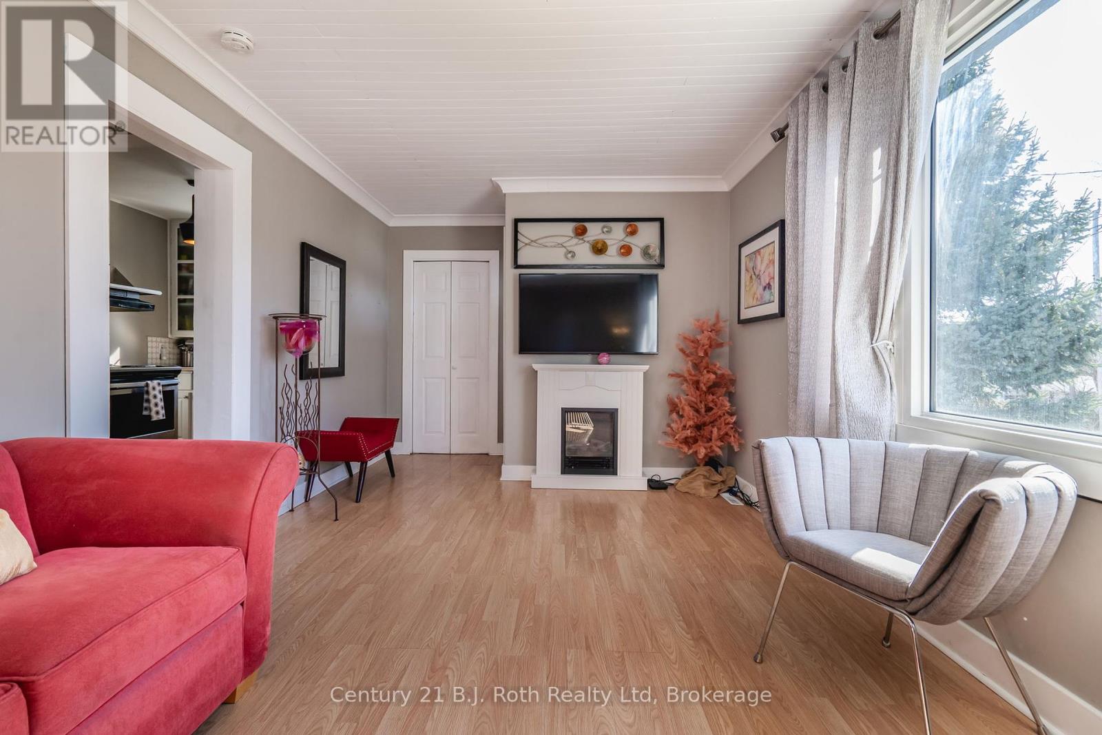 330 Hugel Avenue, Midland, Ontario  L4R 1T7 - Photo 8 - S12095909