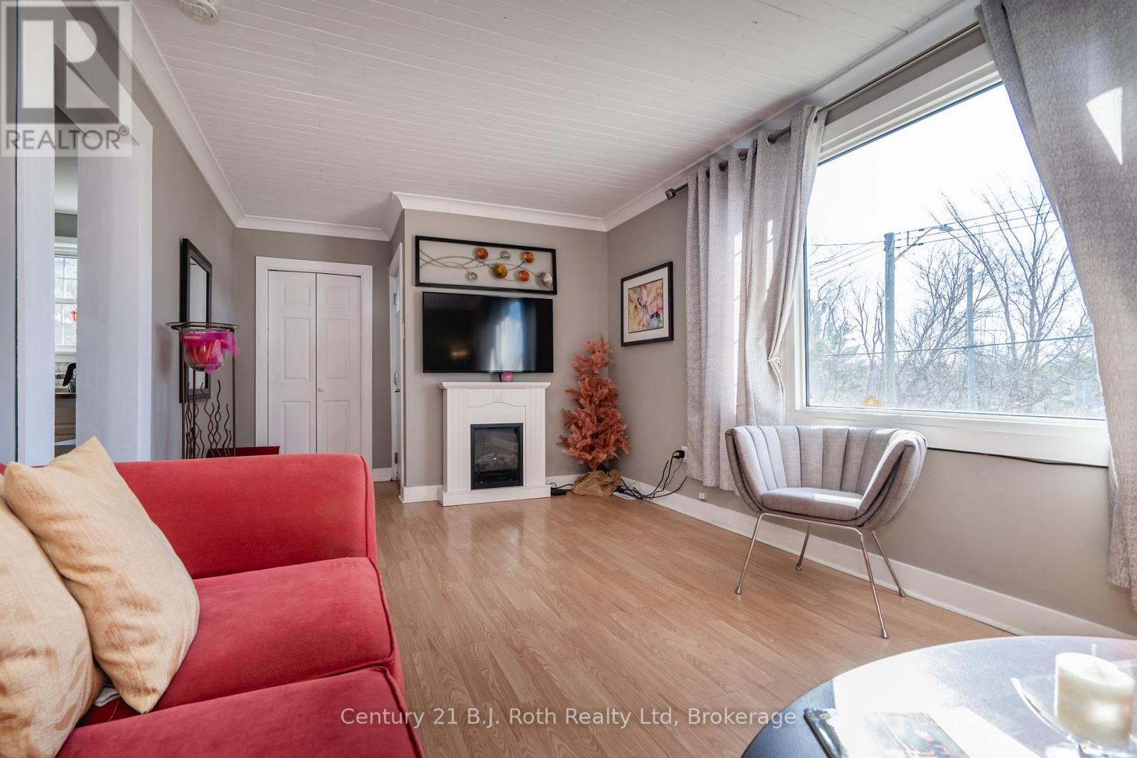 330 Hugel Avenue, Midland, Ontario  L4R 1T7 - Photo 9 - S12095909