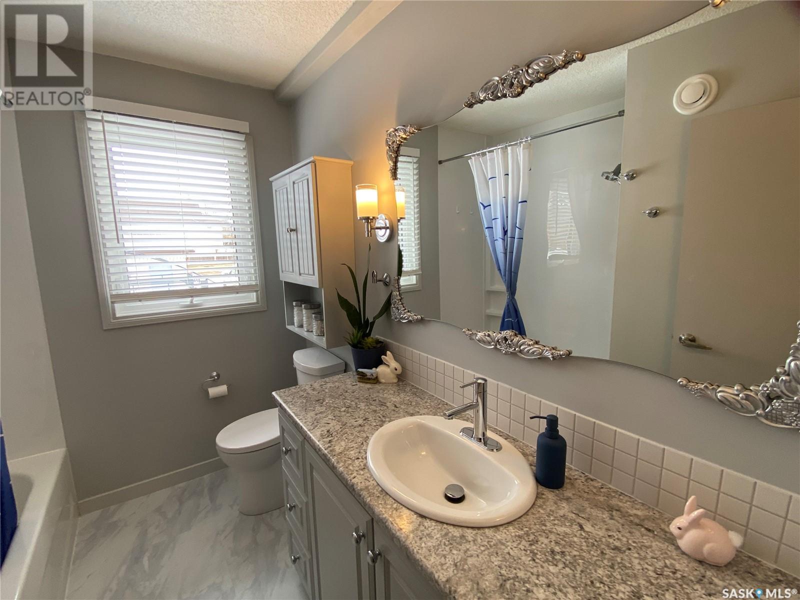 112 7th Avenue W, Melville, Saskatchewan  S0A 2P0 - Photo 24 - SK997103