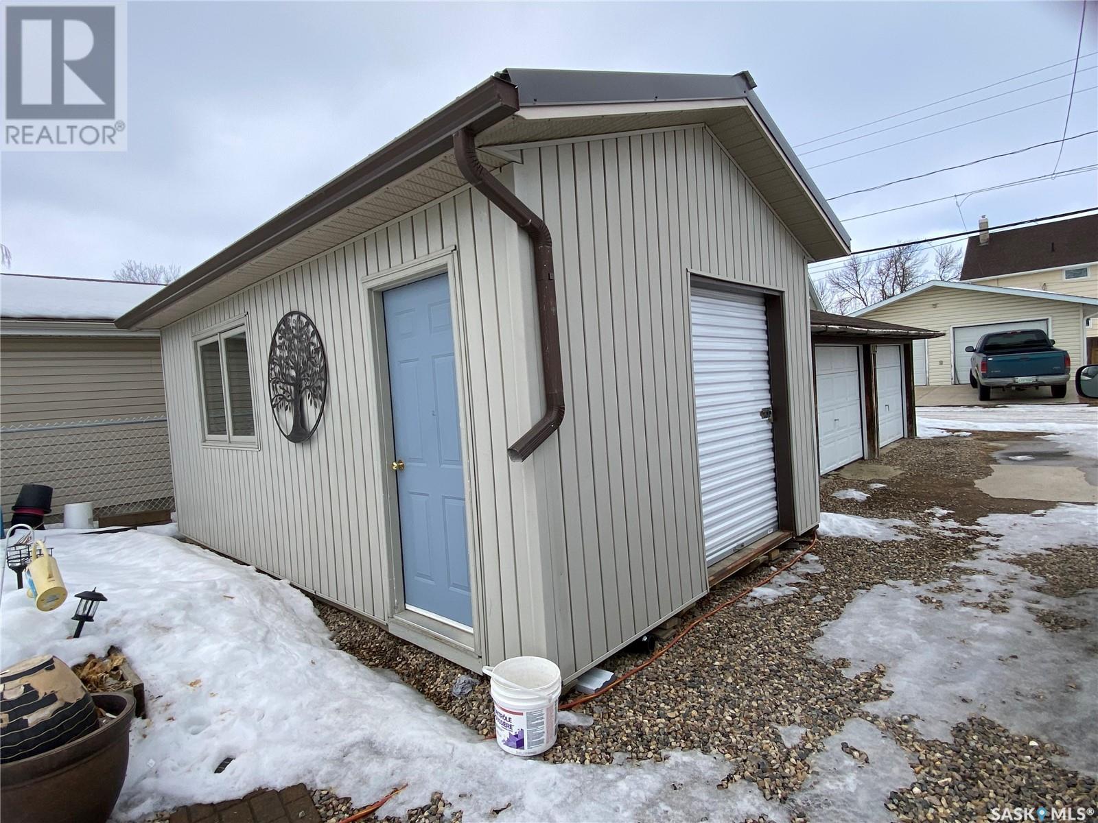 112 7th Avenue W, Melville, Saskatchewan  S0A 2P0 - Photo 49 - SK997103