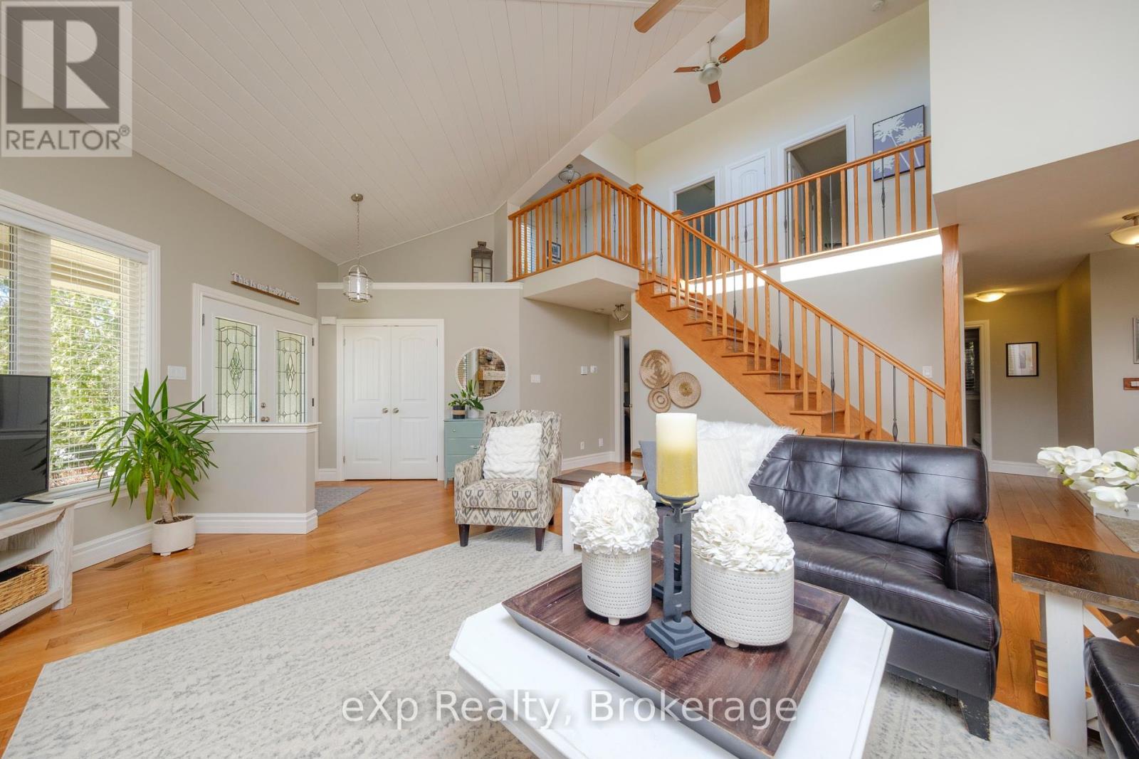 477 Creekwood Drive W, Saugeen Shores, Ontario  N0H 2L0 - Photo 14 - X12095925
