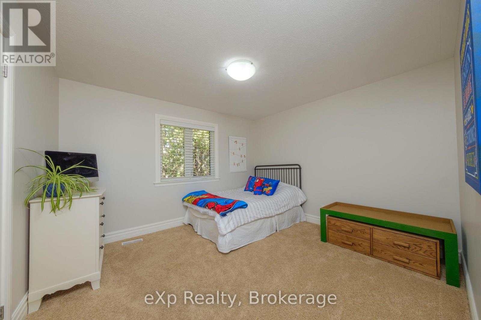 477 Creekwood Drive W, Saugeen Shores, Ontario  N0H 2L0 - Photo 27 - X12095925