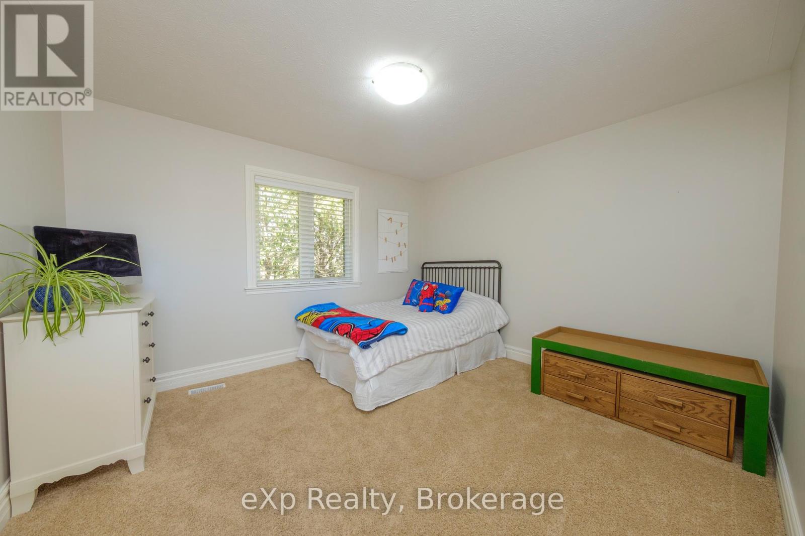 477 Creekwood Drive W, Saugeen Shores, Ontario  N0H 2L0 - Photo 31 - X12095925