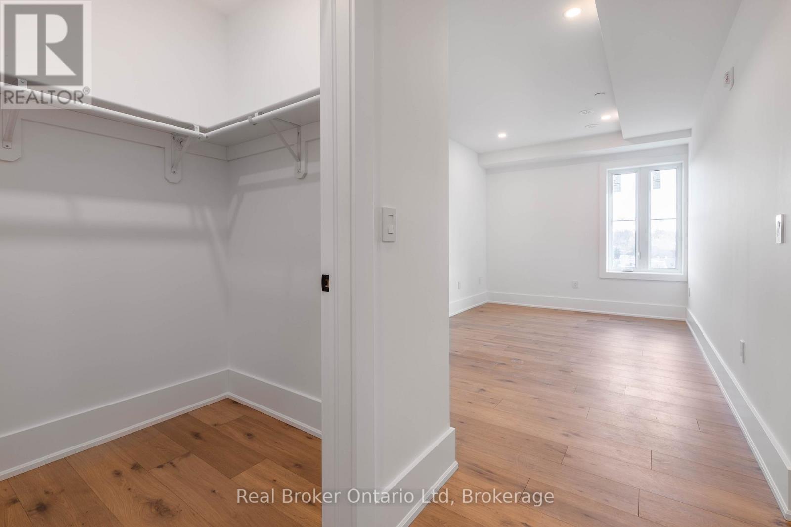 702 - 80 9th Street E, Owen Sound, Ontario  N4K 1N4 - Photo 10 - X12095957