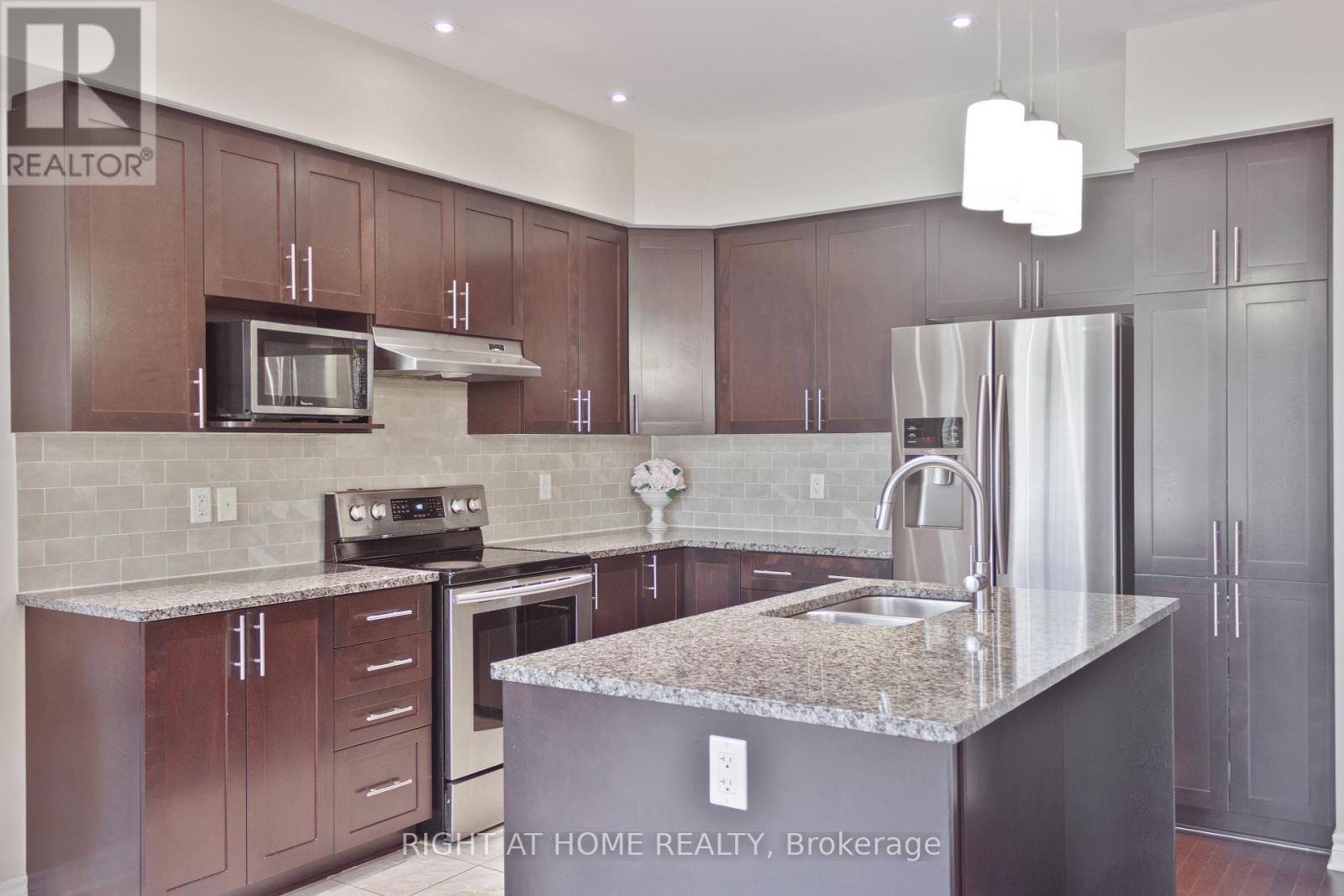 152 Popplewell Crescent, Ottawa, Ontario  K2J 5P7 - Photo 8 - X12095911
