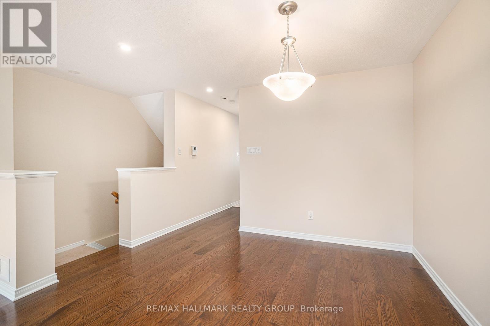 17 - 170 Den Haag Drive, Ottawa, Ontario  K1K 2V7 - Photo 18 - X12095918