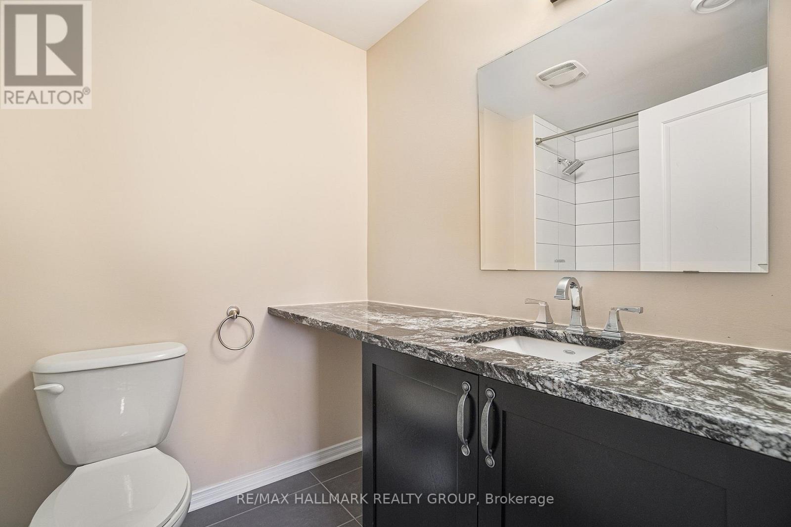 17 - 170 Den Haag Drive, Ottawa, Ontario  K1K 2V7 - Photo 25 - X12095918