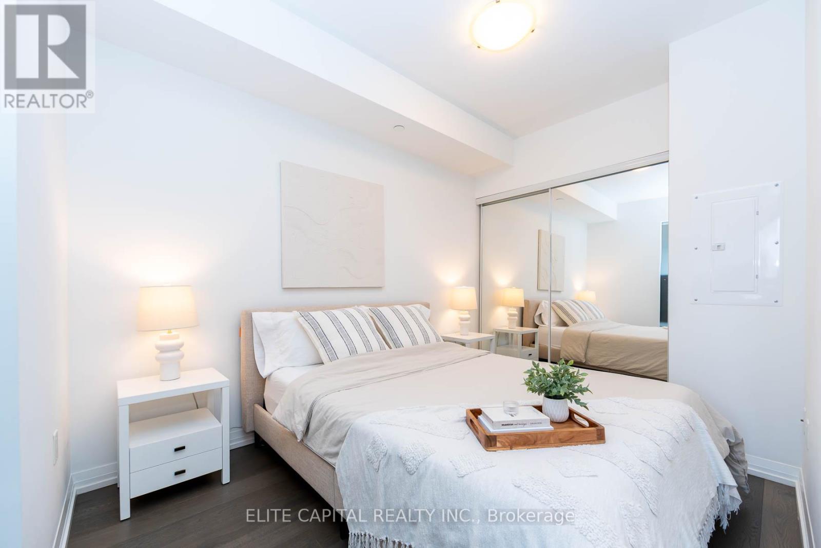 417 - 835 St Clair Avenue W, Toronto, Ontario  M6C 0A8 - Photo 6 - C12095907
