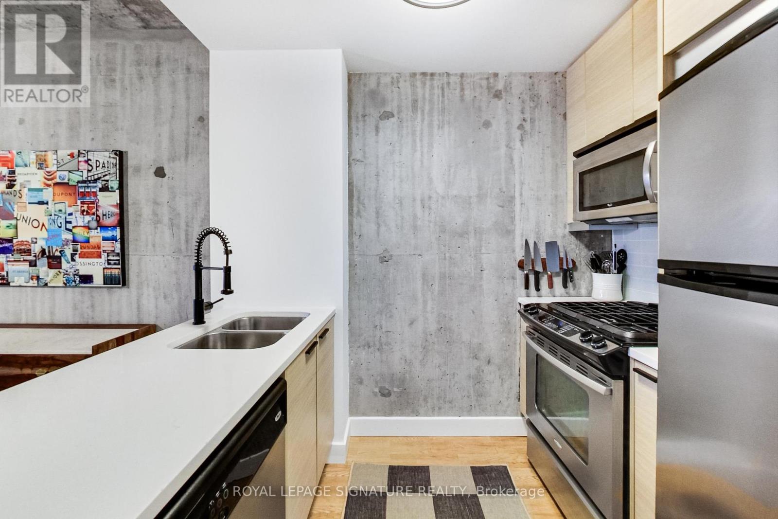614 - 138 Princess Street, Toronto, Ontario  M5A 0B1 - Photo 4 - C12095914