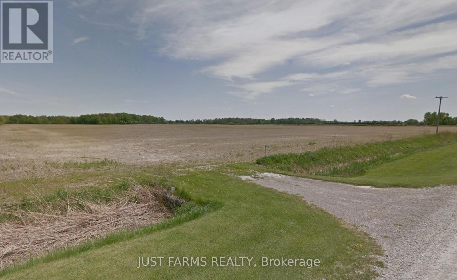 288 Mandaumin Road, Dawn-Euphemia, Ontario  N0P 2M0 - Photo 8 - X12094080