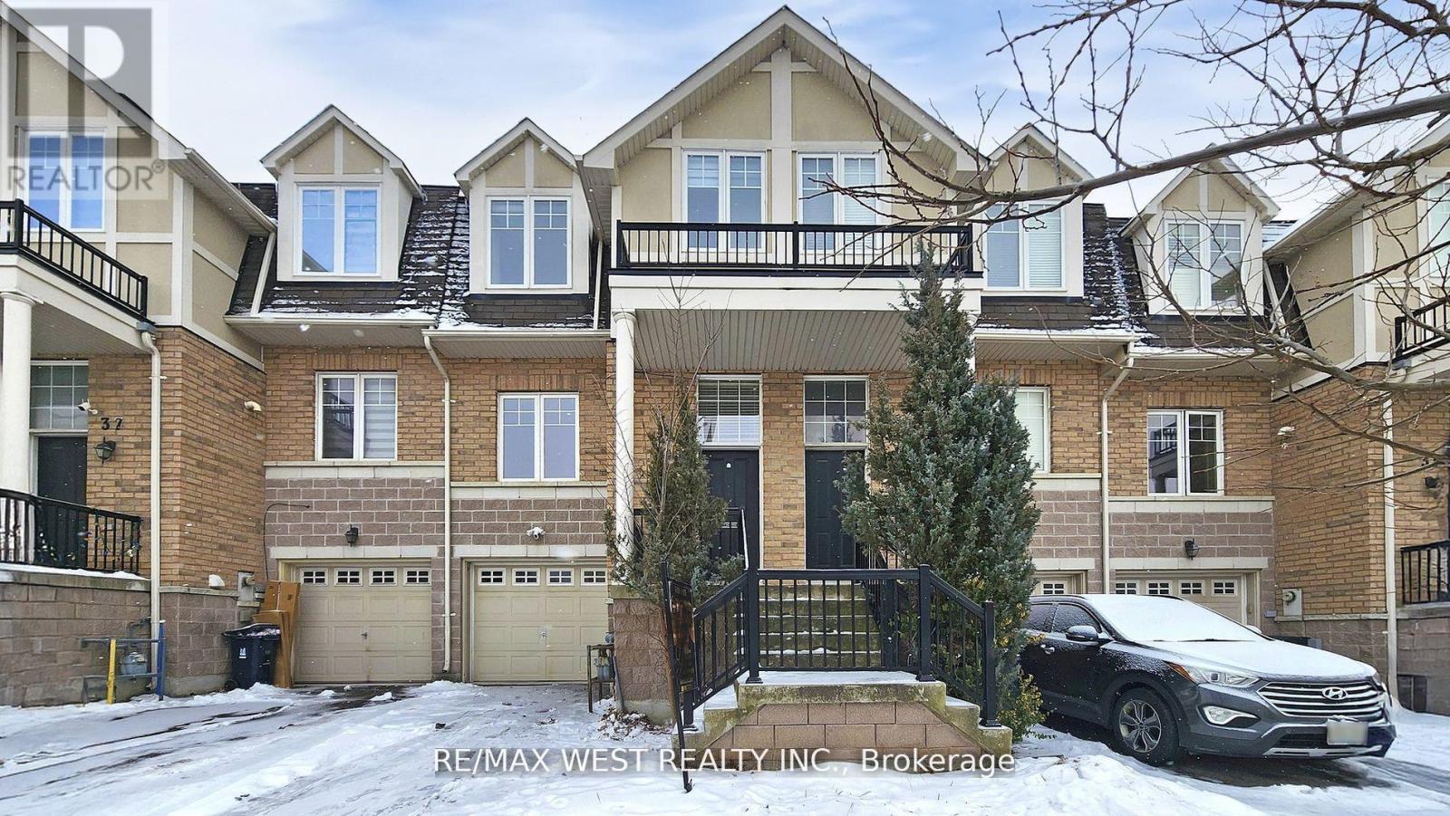Property at 35 BELL ESTATE ROAD image 1