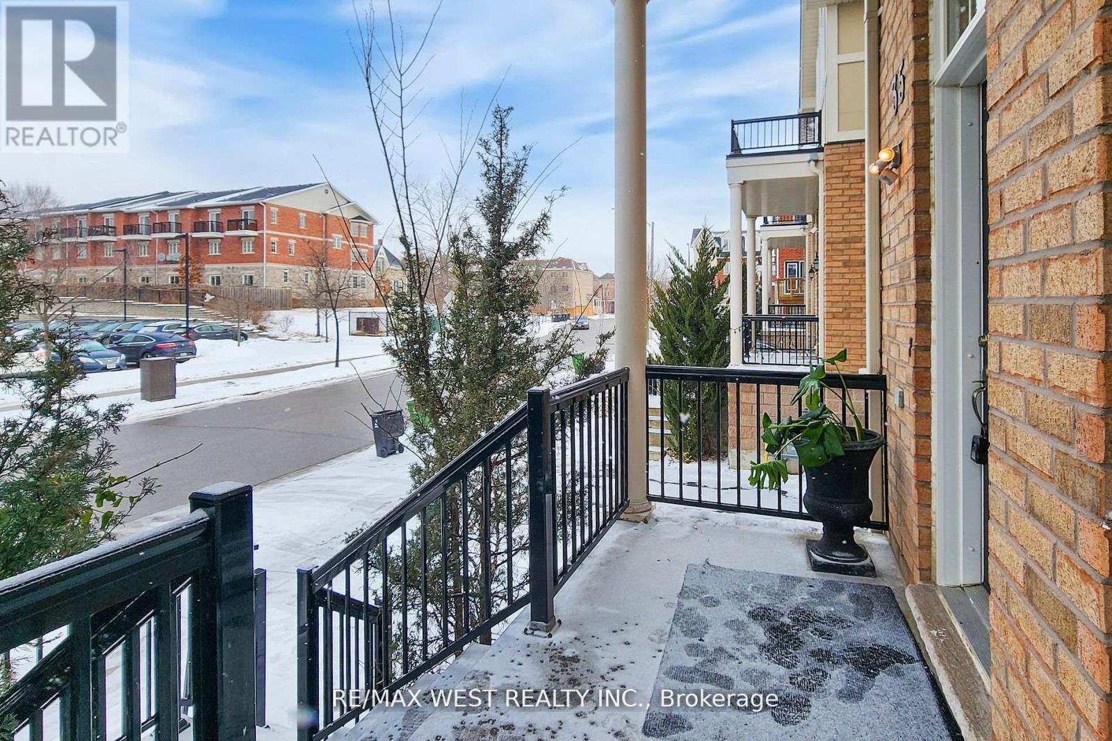 Property at 35 BELL ESTATE ROAD image 3