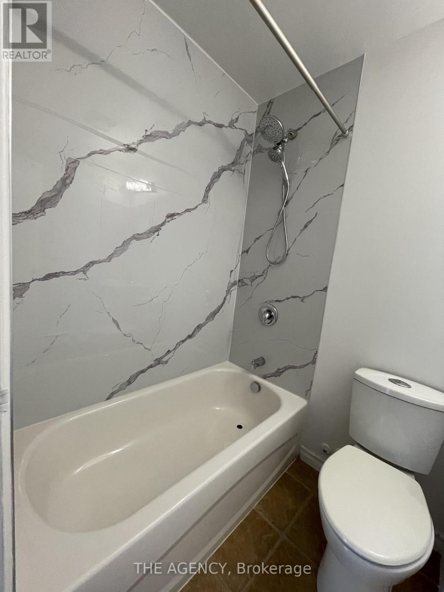 1 - 2940 Dundas Street W, Toronto, Ontario  M6P 1Y8 - Photo 13 - W12083659