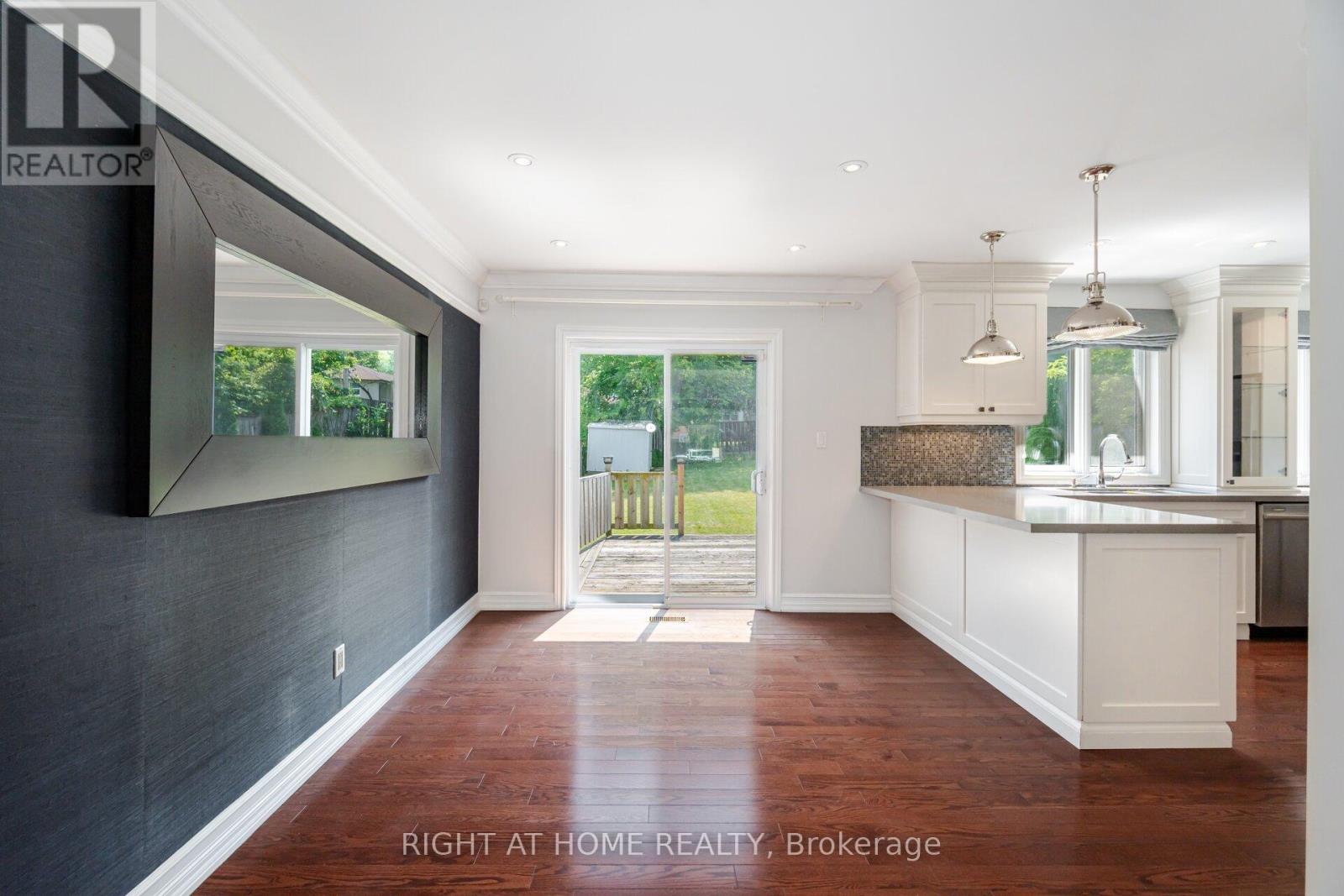 125 Woodward Avenue, Markham, Ontario  L3T 1G1 - Photo 11 - N12095787