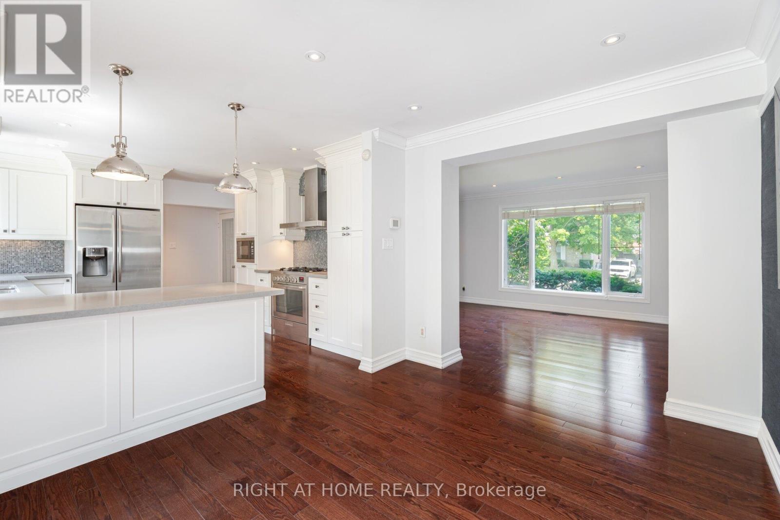 125 Woodward Avenue, Markham, Ontario  L3T 1G1 - Photo 12 - N12095787