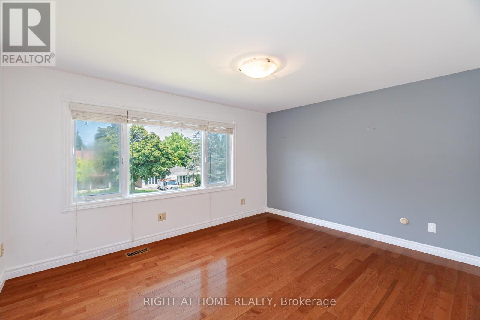 125 Woodward Avenue, Markham, Ontario  L3T 1G1 - Photo 19 - N12095787