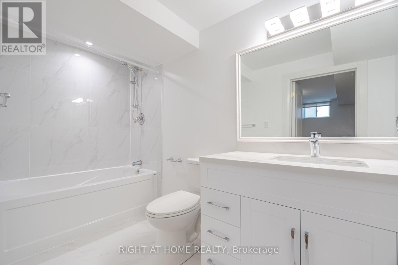125 Woodward Avenue, Markham, Ontario  L3T 1G1 - Photo 35 - N12095787