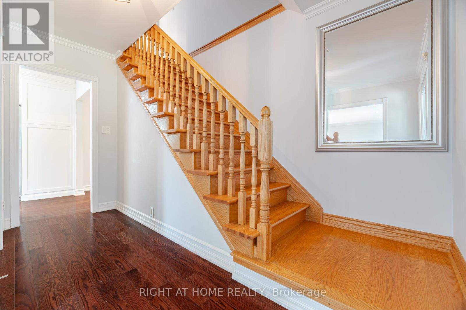 125 Woodward Avenue, Markham, Ontario  L3T 1G1 - Photo 6 - N12095787