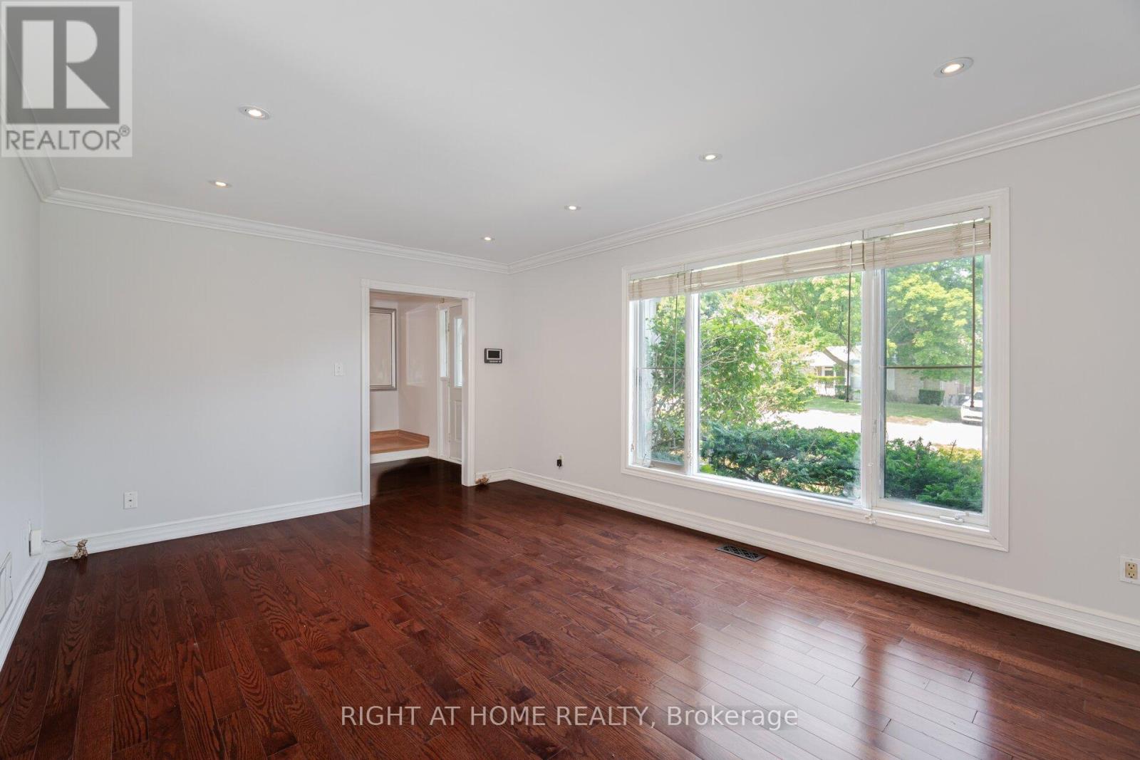 125 Woodward Avenue, Markham, Ontario  L3T 1G1 - Photo 7 - N12095787