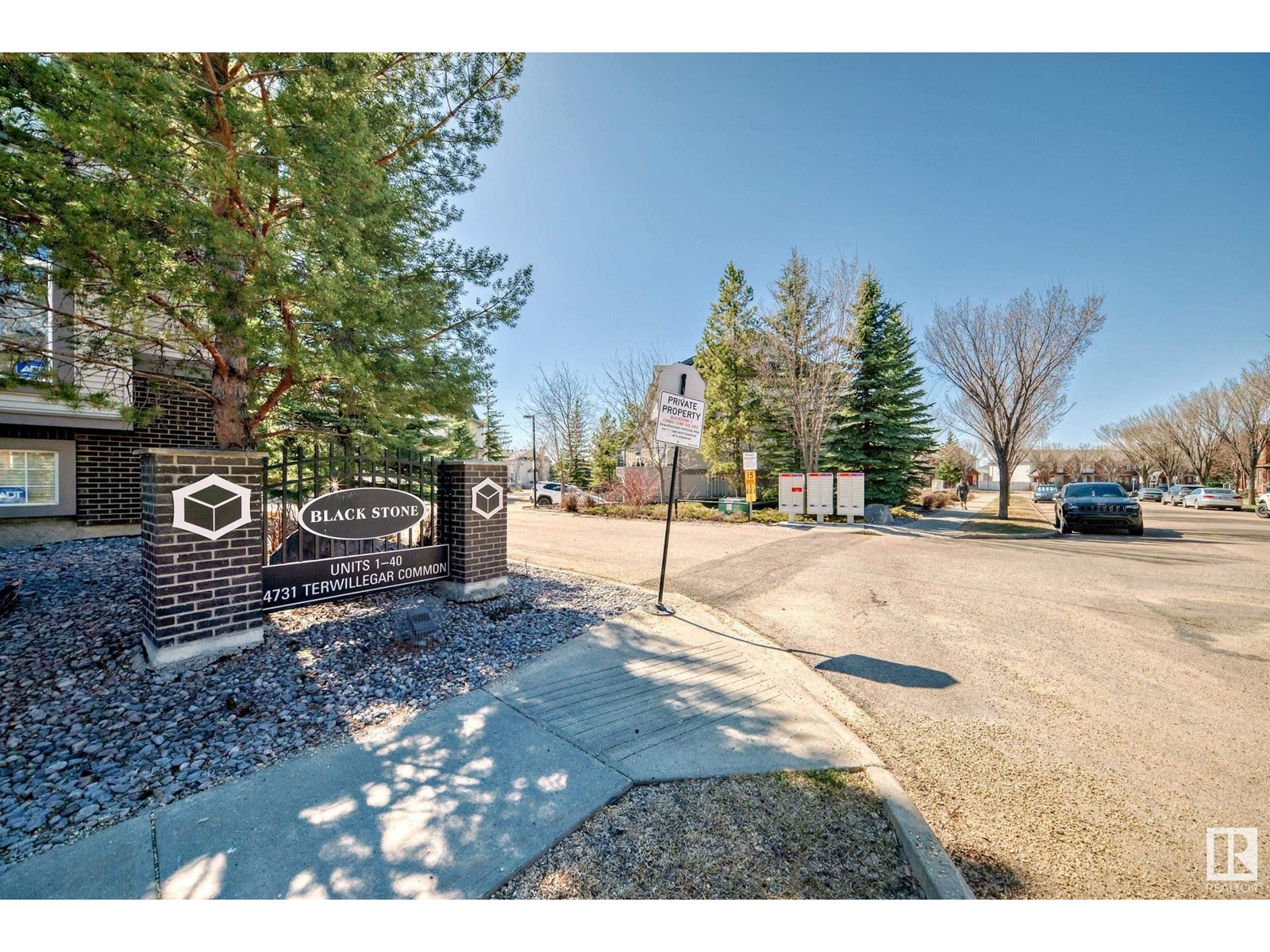Property at #38 4731 TERWILLEGAR CM NW image 3