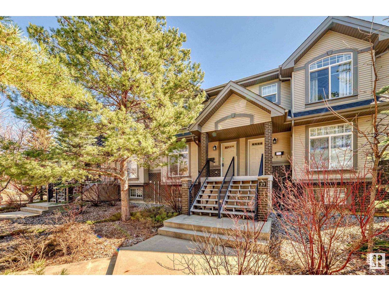 Property at #38 4731 TERWILLEGAR CM NW image 1