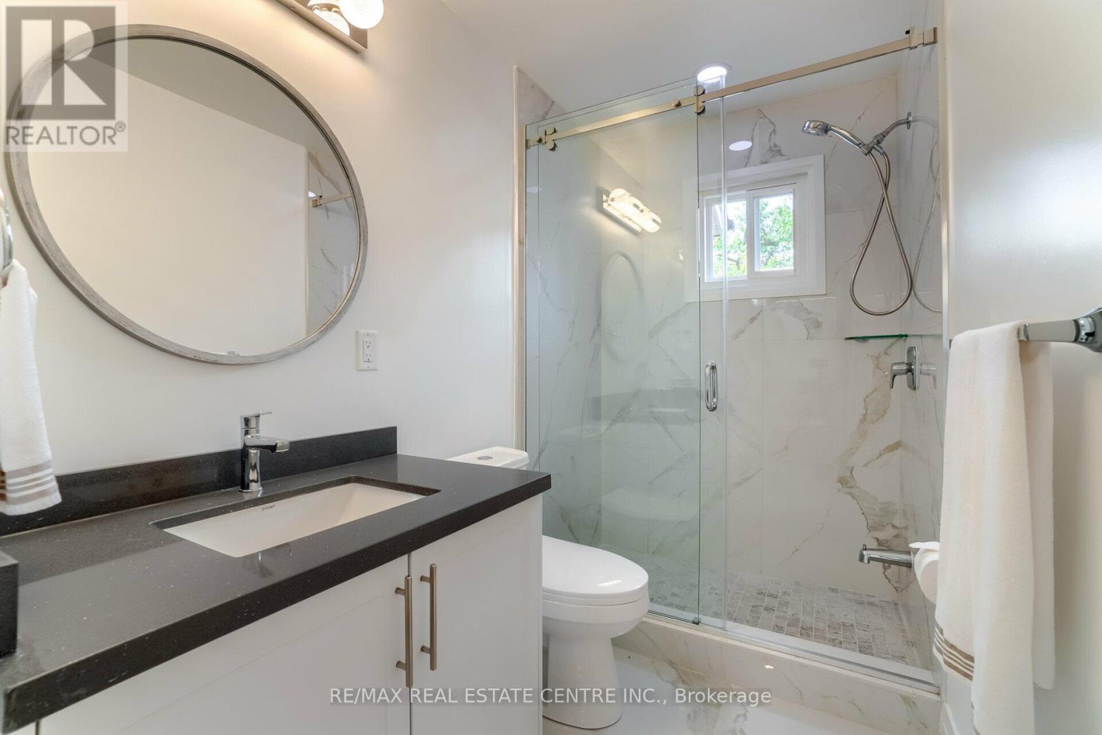 550 Meadows Boulevard, Mississauga, Ontario  L4Z 1G6 - Photo 10 - W12095765