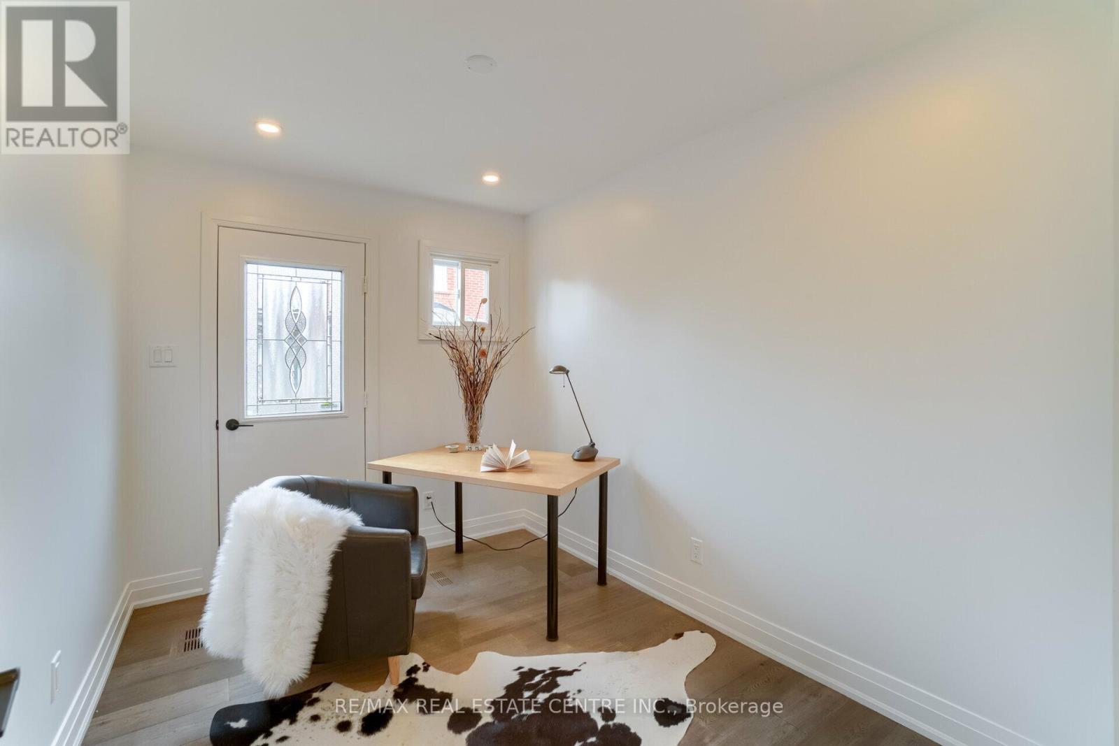 550 Meadows Boulevard, Mississauga, Ontario  L4Z 1G6 - Photo 9 - W12095765