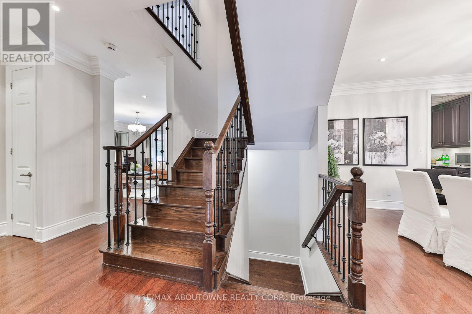 526 Hidden Trail, Oakville, Ontario  L6M 0N3 - Photo 15 - W12095940