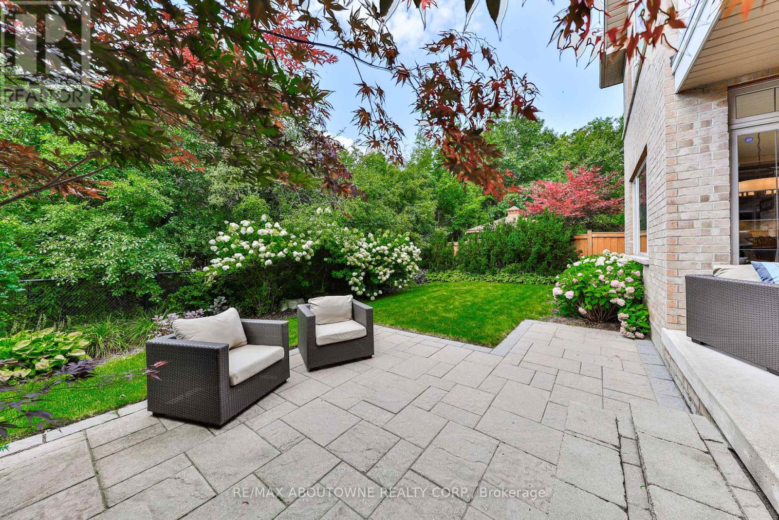 526 Hidden Trail, Oakville, Ontario  L6M 0N3 - Photo 31 - W12095940