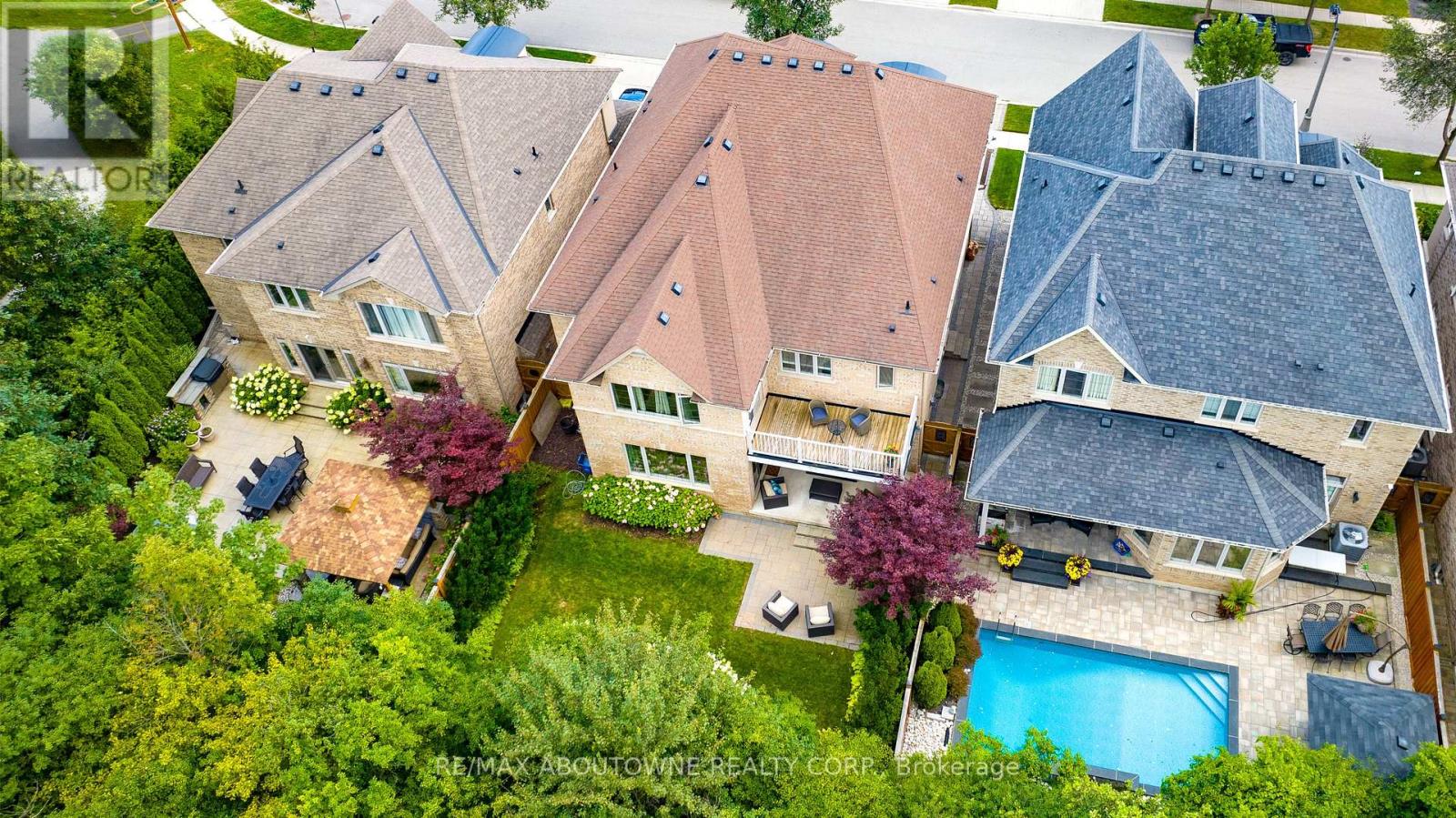 526 Hidden Trail, Oakville, Ontario  L6M 0N3 - Photo 34 - W12095940
