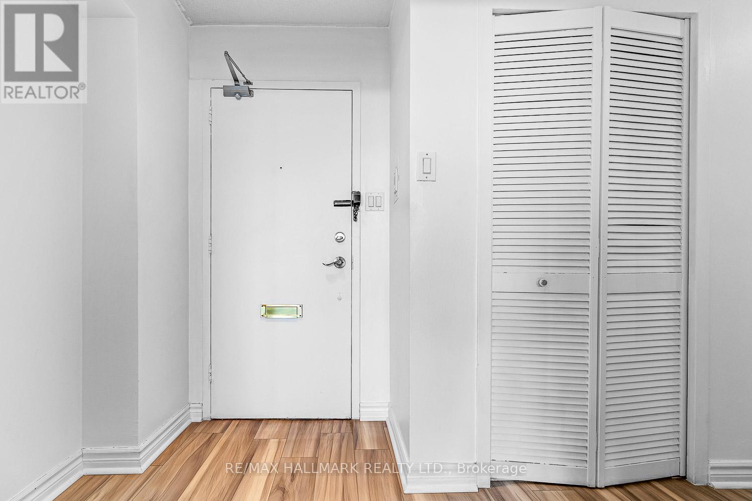 701 - 5 Frith Road, Toronto, Ontario  M3N 2L5 - Photo 14 - W12095961