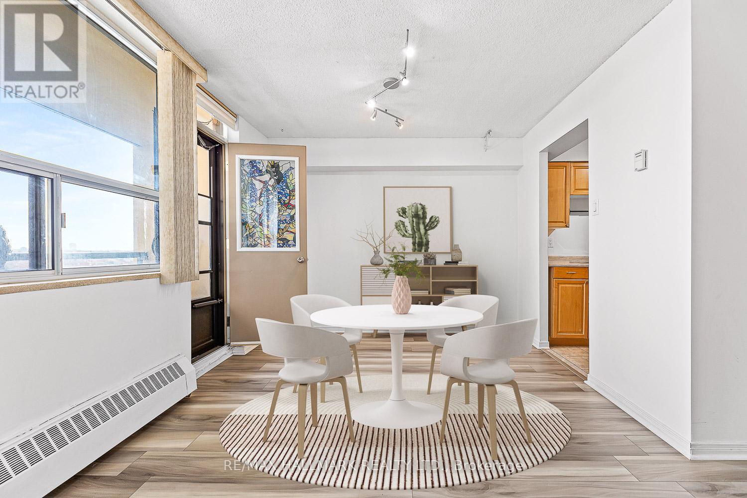 701 - 5 Frith Road, Toronto, Ontario  M3N 2L5 - Photo 2 - W12095961