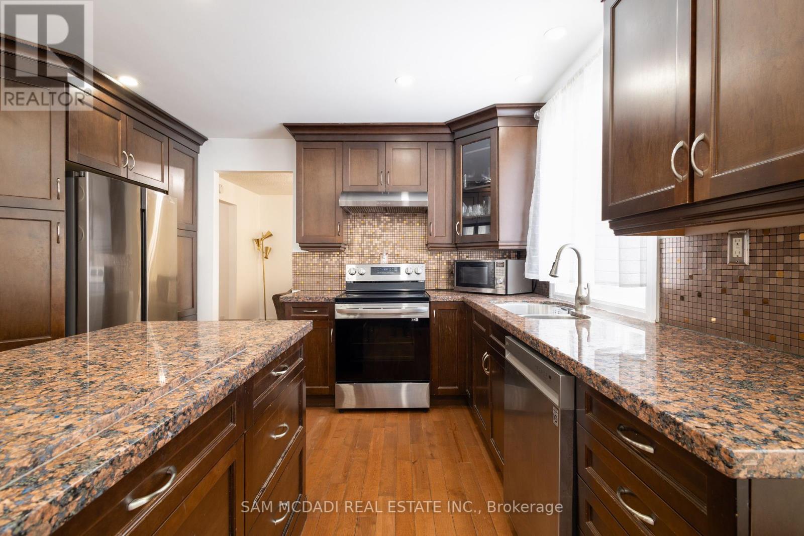 855-867 Jerseyville Road W, Hamilton, Ontario  L0R 1R0 - Photo 15 - X12095841