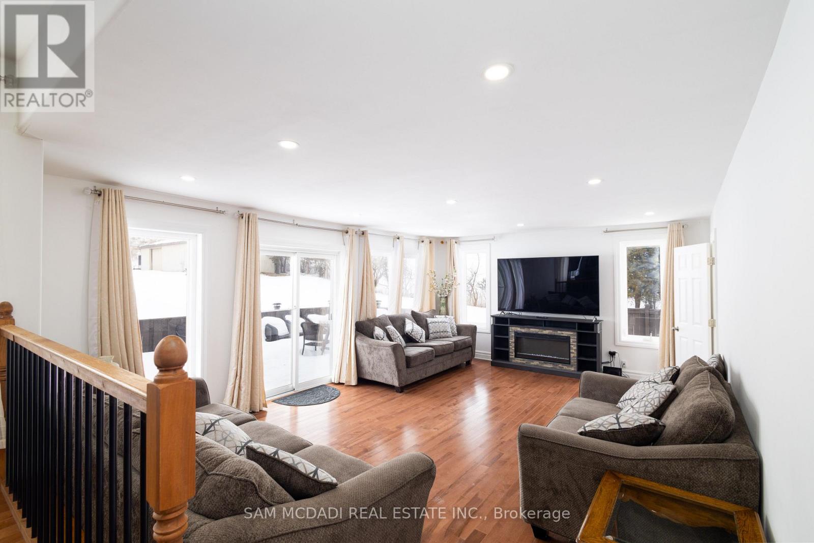 855-867 Jerseyville Road W, Hamilton, Ontario  L0R 1R0 - Photo 19 - X12095841