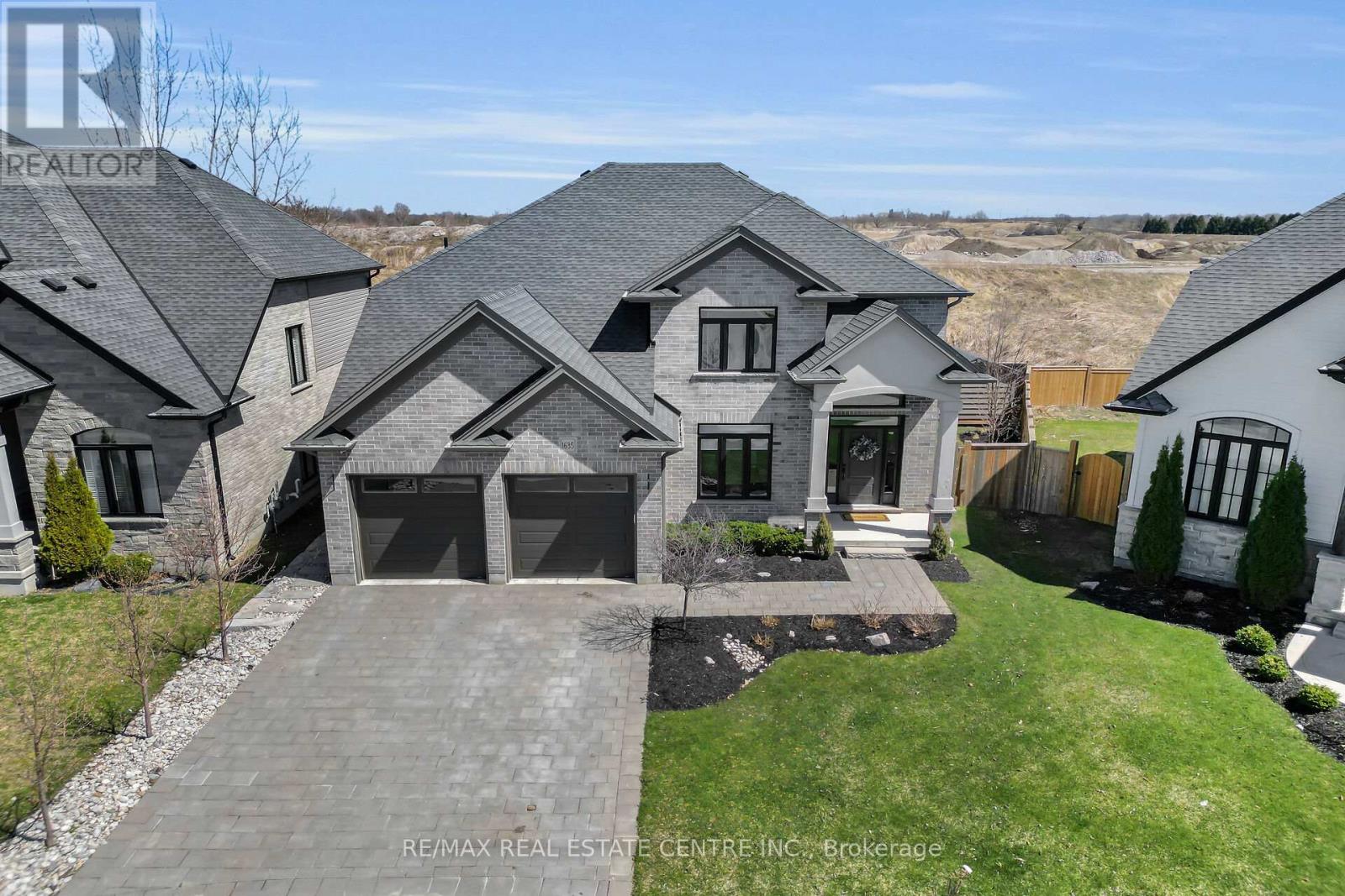 Photo 6 of 50 for 1635 Sandridge Avenue