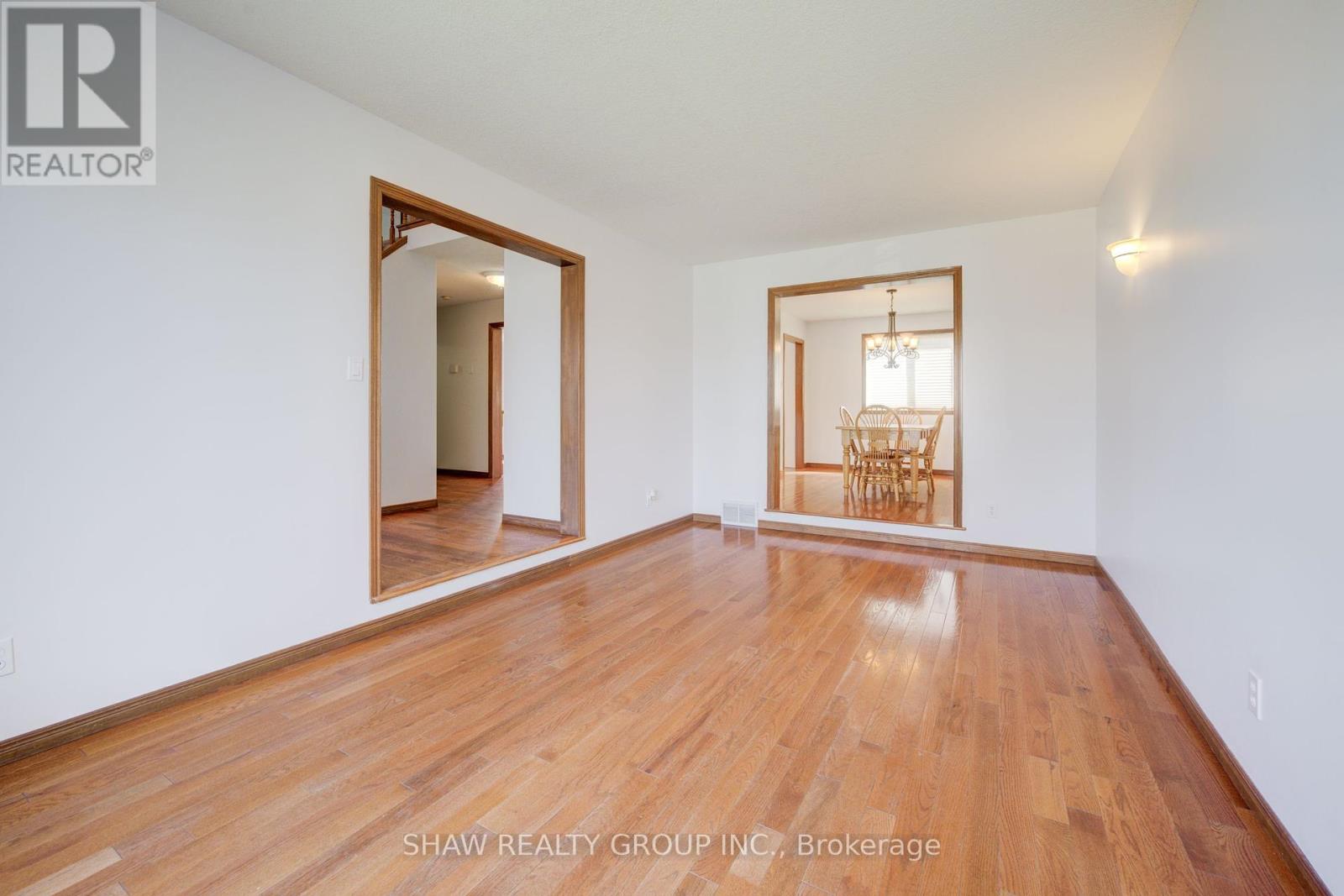 Property at 115 NATHAN COURT image 5