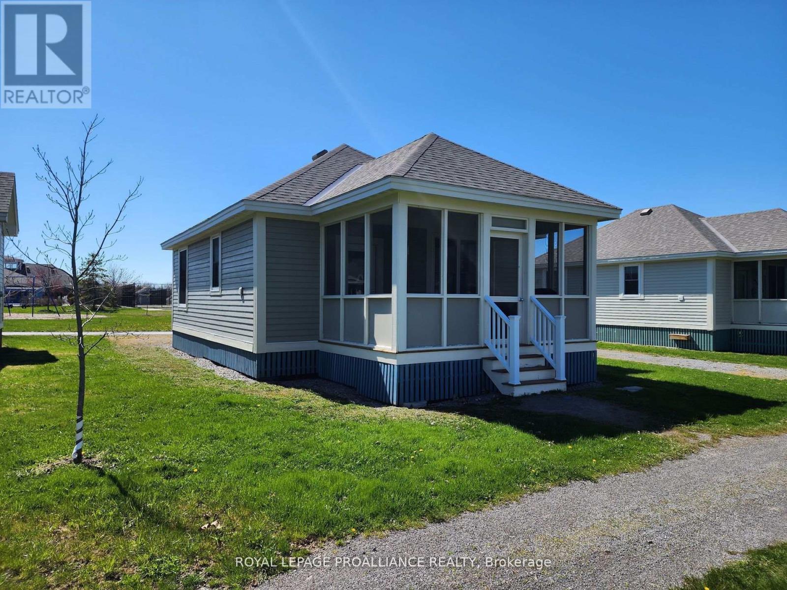 Property at 38 MEADOW VIEW LANE image 1