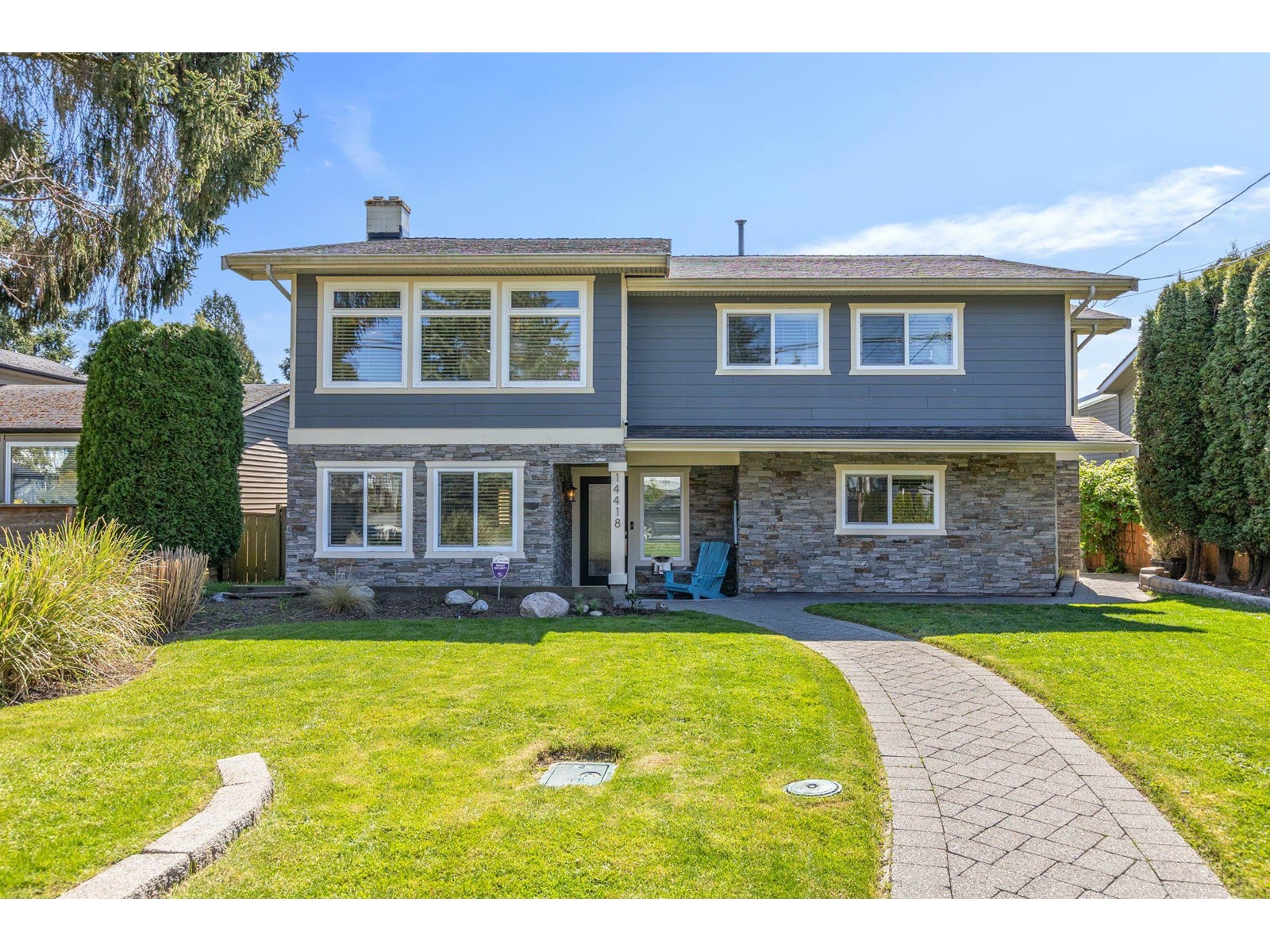 Property at 14418 16A AVENUE image 1