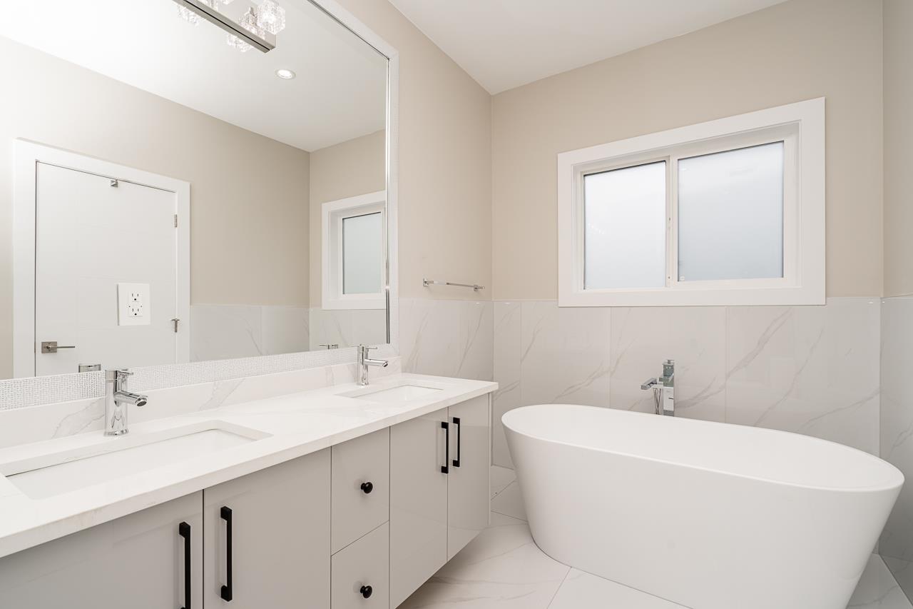 13955 60a Avenue, Surrey, British Columbia  V3X 1E1 - Photo 15 - R2991232