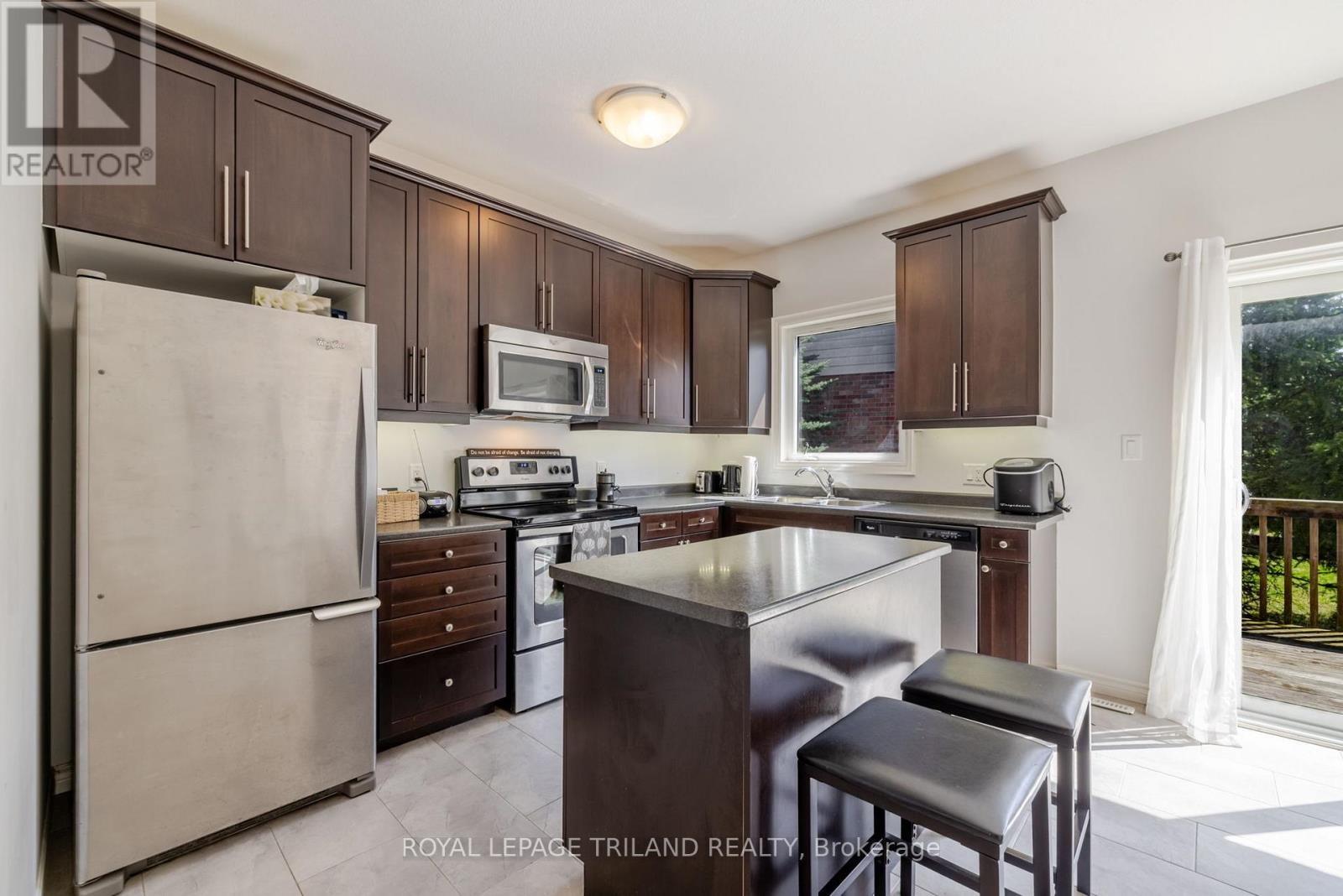 222 - 3320 Meadowgate Boulevard, London South, Ontario  N6M 0A7 - Photo 10 - X12095977