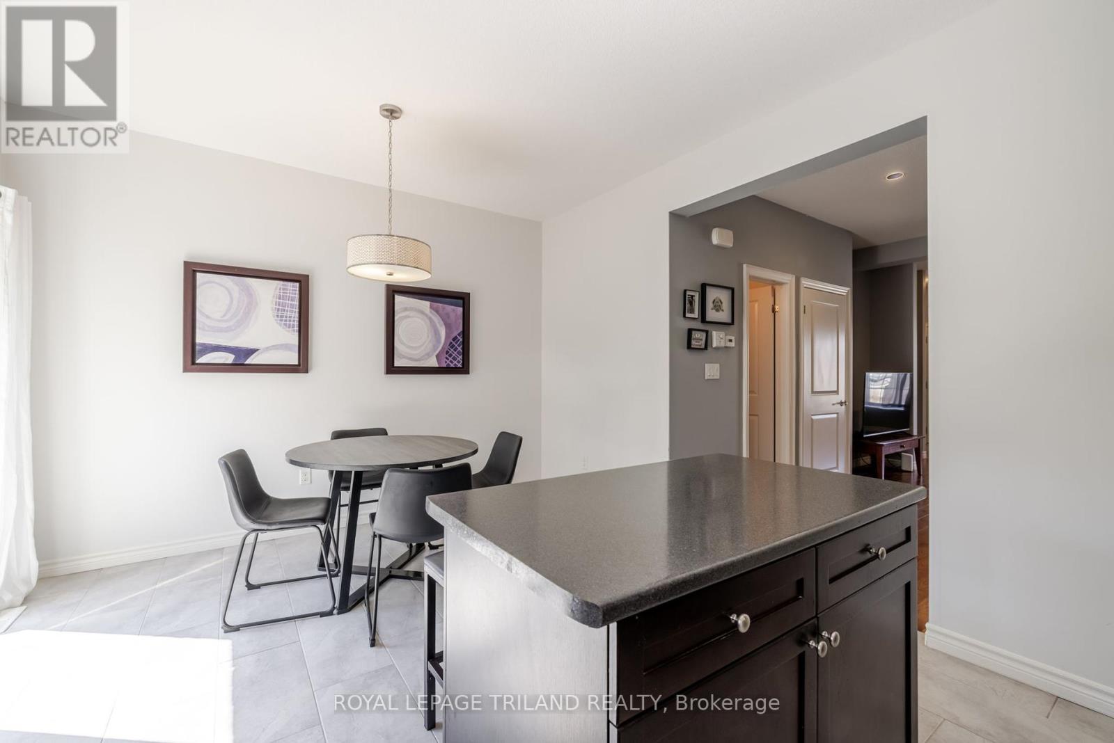 222 - 3320 Meadowgate Boulevard, London South, Ontario  N6M 0A7 - Photo 11 - X12095977