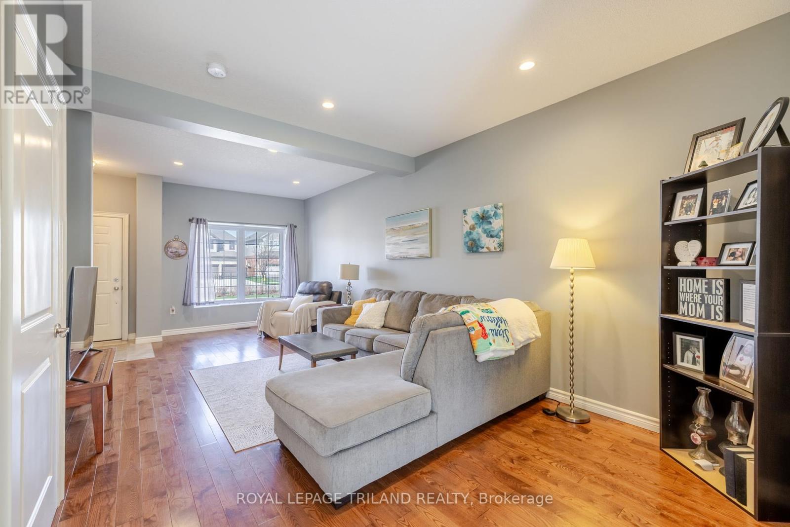 222 - 3320 Meadowgate Boulevard, London South, Ontario  N6M 0A7 - Photo 6 - X12095977