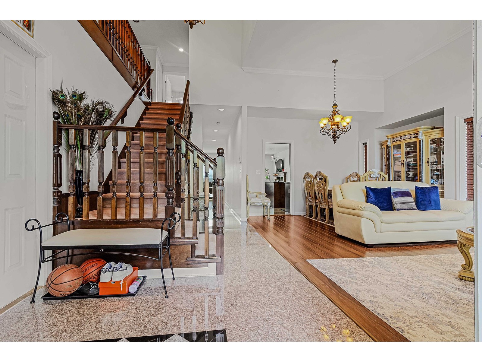 Property at 17460 64A AVENUE image 3