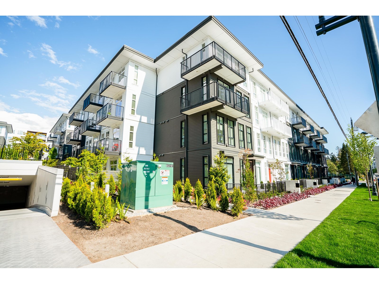 201 13929 105 Avenue, Surrey, British Columbia  V3T 2B6 - Photo 4 - R2991821