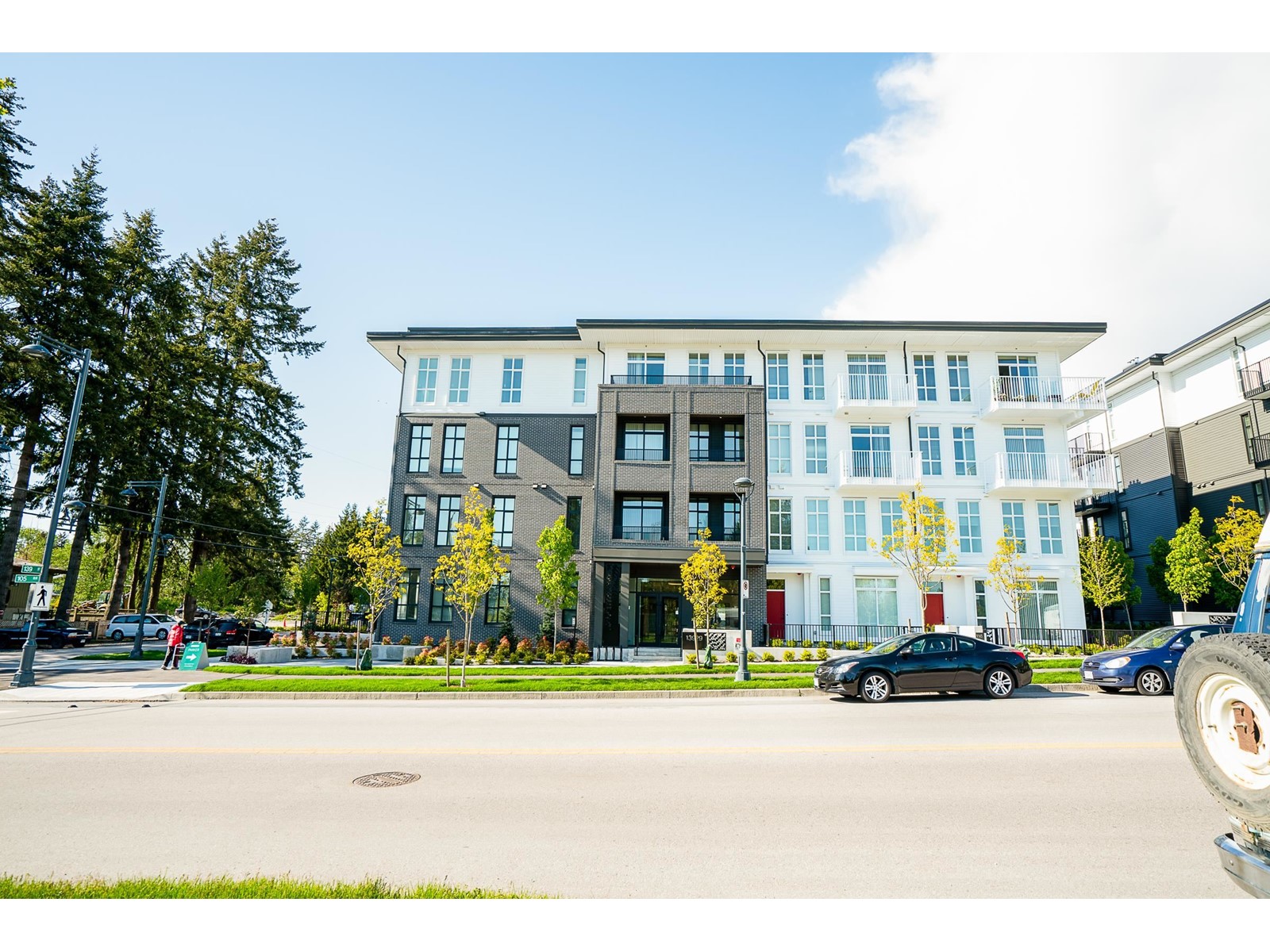 201 13929 105 AVENUE, Surrey, British Columbia